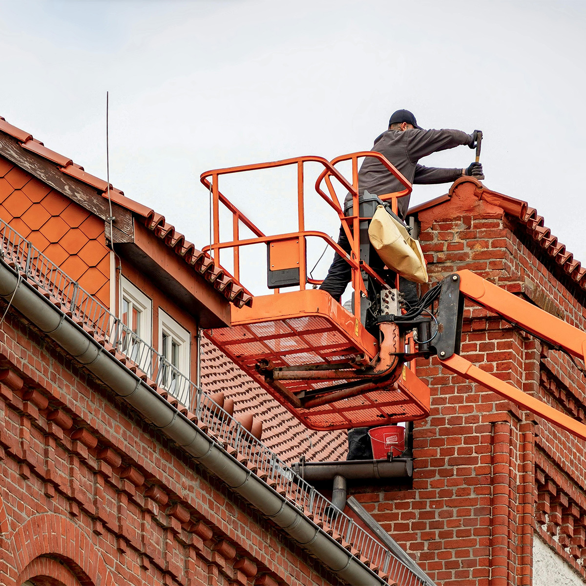 Installation de velux - Nettoyage toiture rénove 17